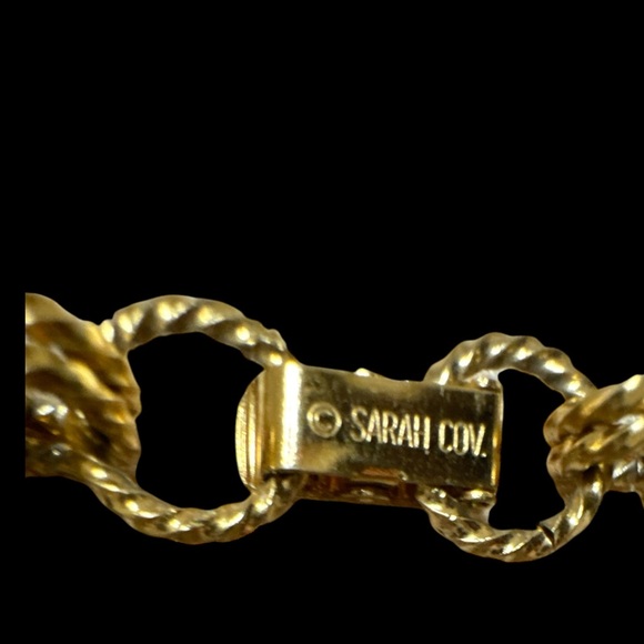 16” Sarah Coventry Goldtone Necklace/Choker. (B-T) - Picture 5 of 5